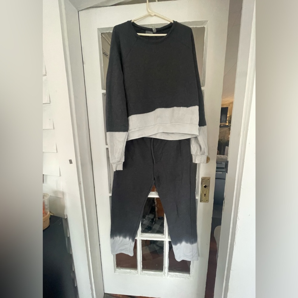 Zella Gray Ombre Sweatshirt and Pants Set